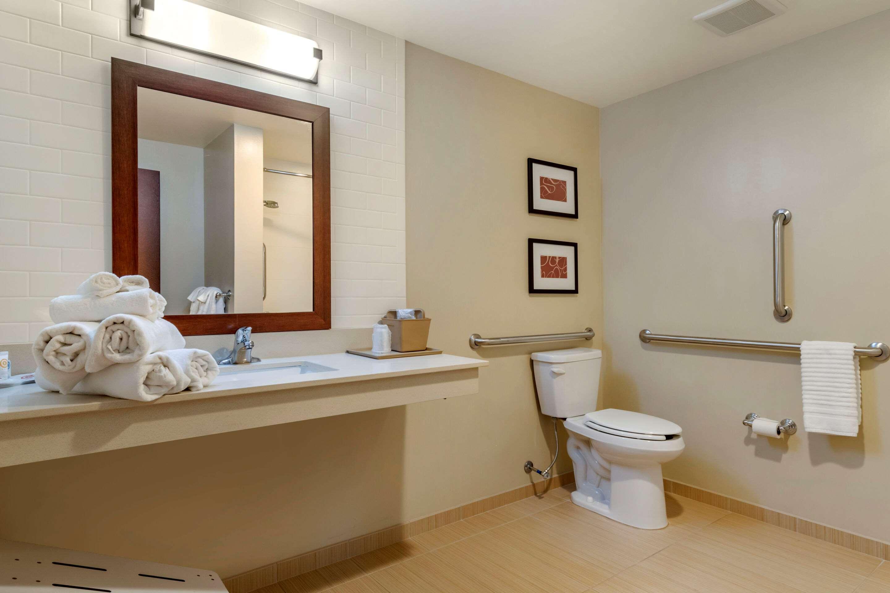 Hotel Comfort - Lancaster Manheim